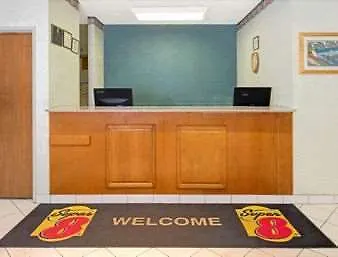 Hotel Super 8 By Wyndham Pontoon Il/st. Louis Mo Area