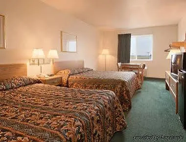 Super 8 By Wyndham Pontoon Il/st. Louis Mo Area Hotel Pontoon Beach
